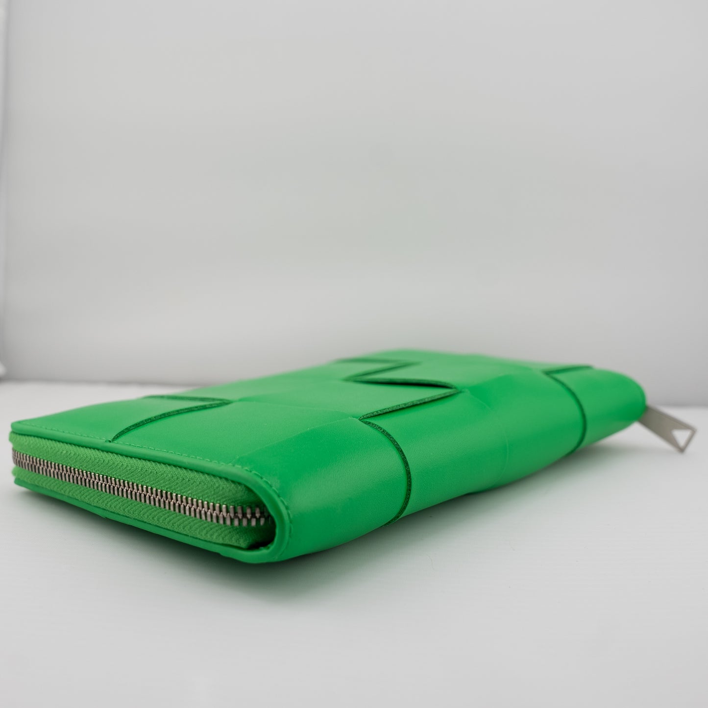 Bottega Veneta Interratio Long Wallet NWT Parakeet