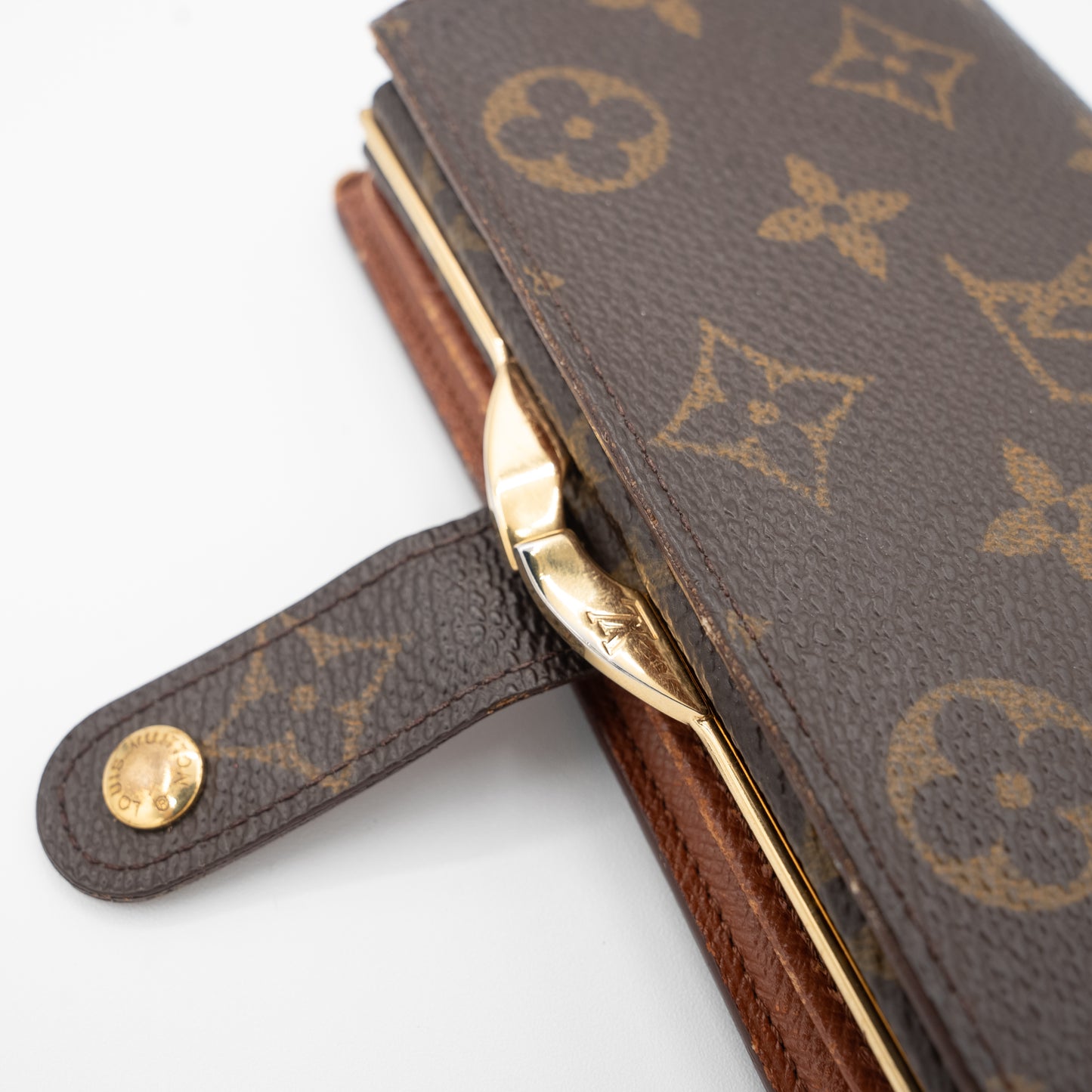 Louis Vuitton Monogram Porte Monet Vienos Wallet