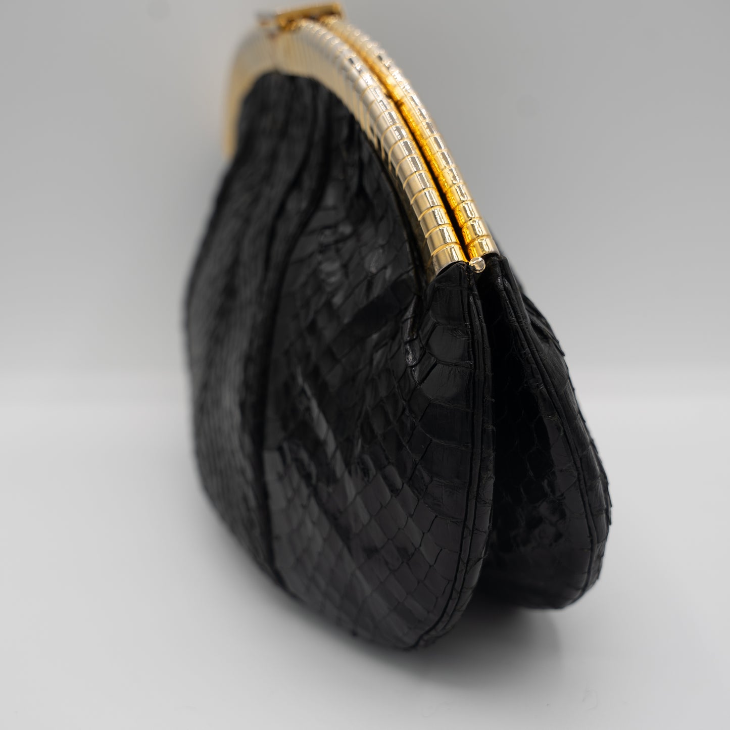Judith Leiber Exotic Snakeskin Clutch Hand Bag Gold Chain