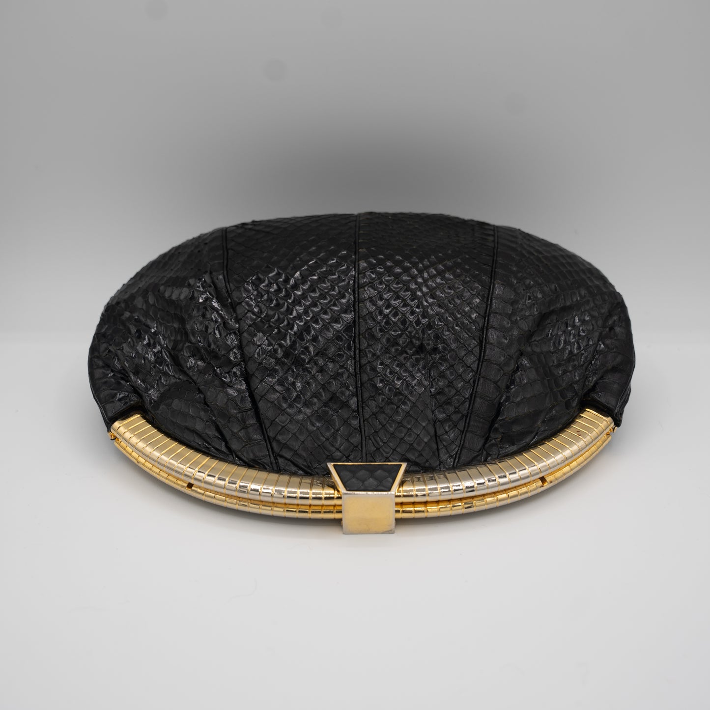 Judith Leiber Exotic Snakeskin Clutch Hand Bag Gold Chain