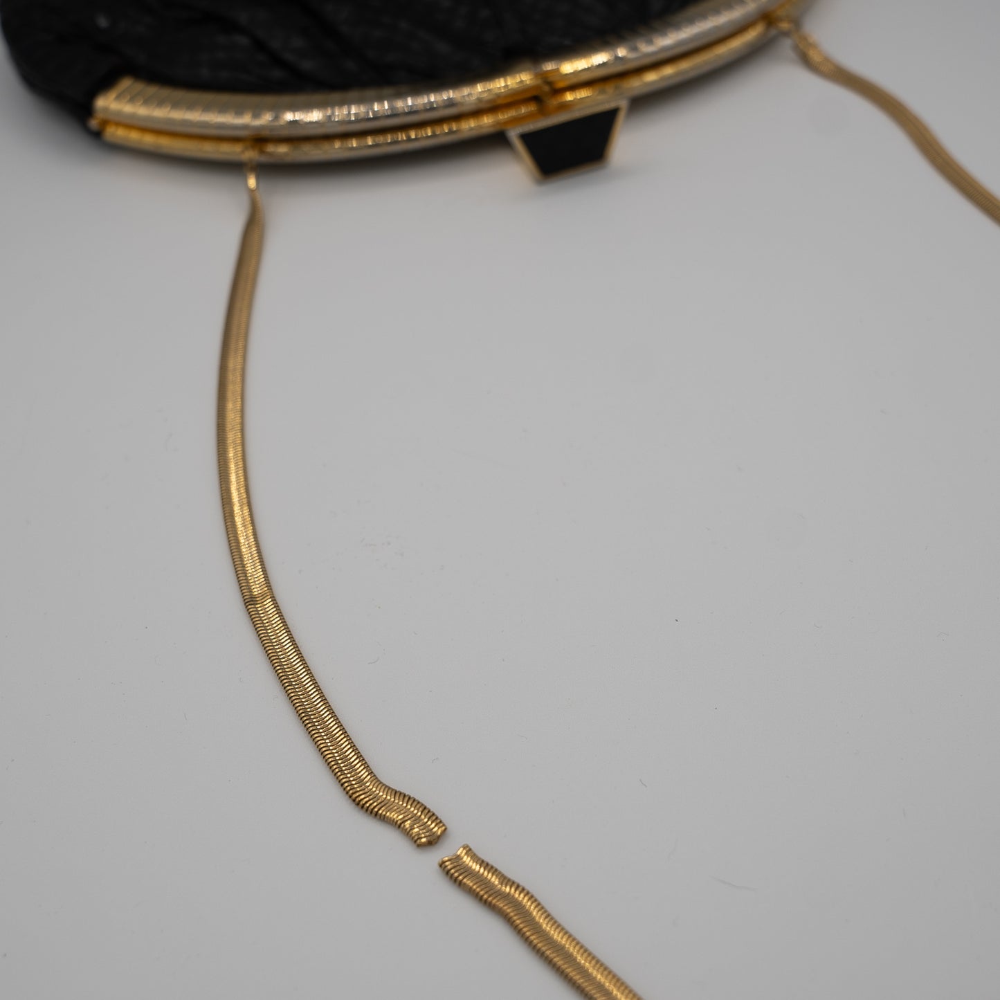 Judith Leiber Exotic Snakeskin Clutch Hand Bag Gold Chain