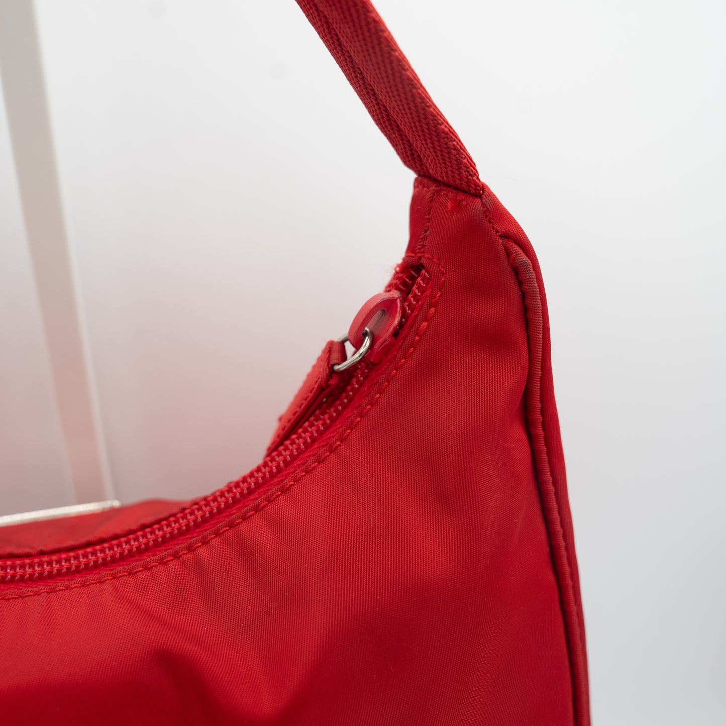 Prada Red Nylon Re Edition 2000 Hand Bag
