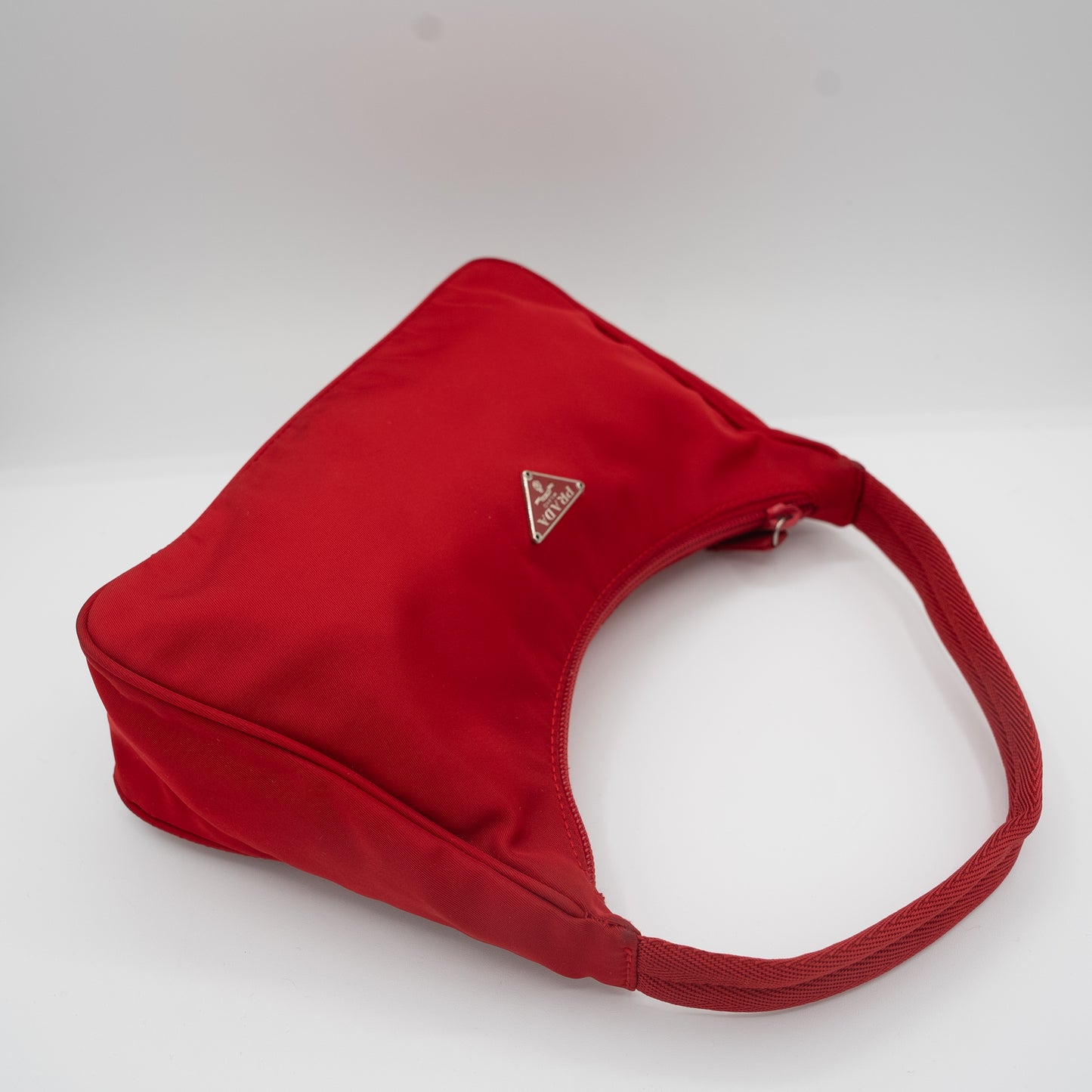 Prada Red Nylon Re Edition 2000 Hand Bag