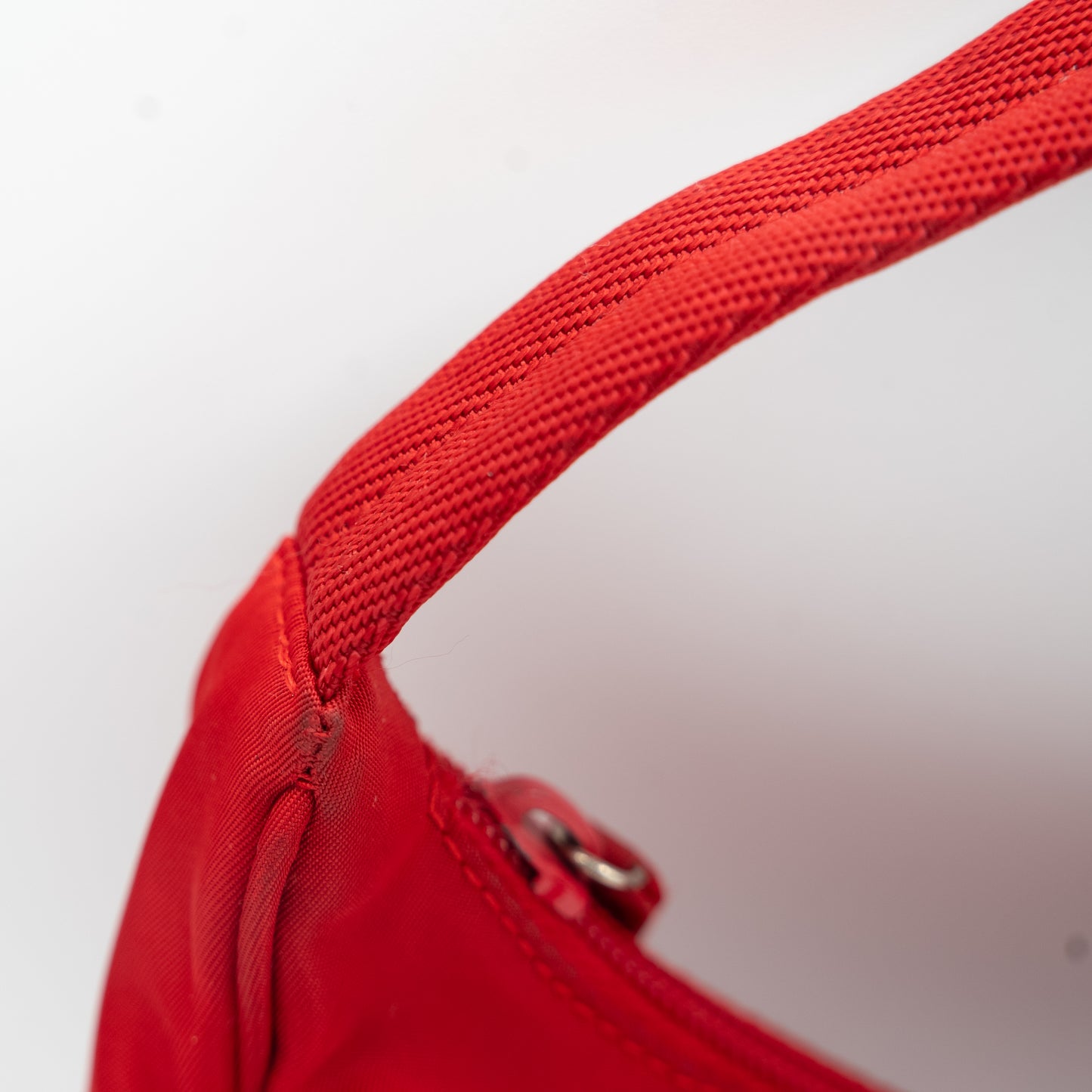 Prada Red Nylon Re Edition 2000 Hand Bag